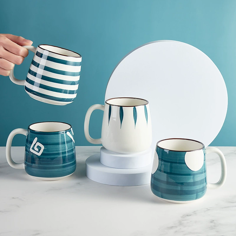 Японская кружка с крышкой, ложка, большая емкость, бытовая керамическая чашка набор, офисный мальчик пьет воду Чжао Чжицянь