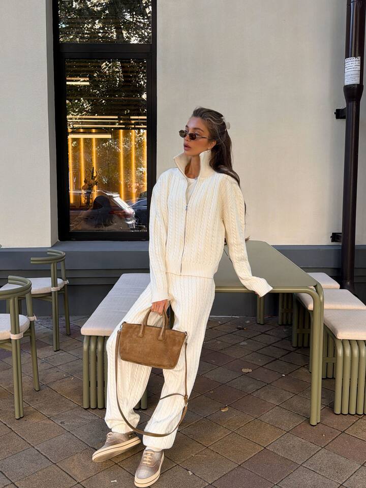Bộ hai món nữ áo len cardigan cổ bẻ khóa kéo phối quần dài ống đứng, form rộng — Bộ hai mảnh áo len màu hồng, Bộ hai mảnh áo len màu sô cô la, Bộ hai mảnh áo len màu xanh ô liu, Bộ hai mảnh áo len màu xám chi tiết 7