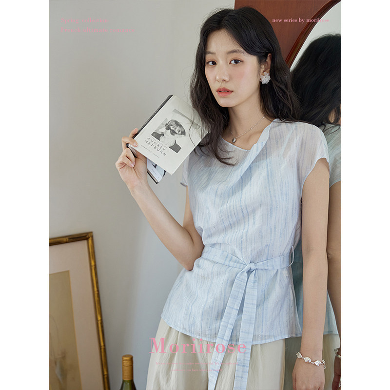 Moriirose Blue Swing-Collar Printed Silver-Embossed Tie Short-Sleeve Shirt for Women, Summer French Retro Waist-Cinching Top