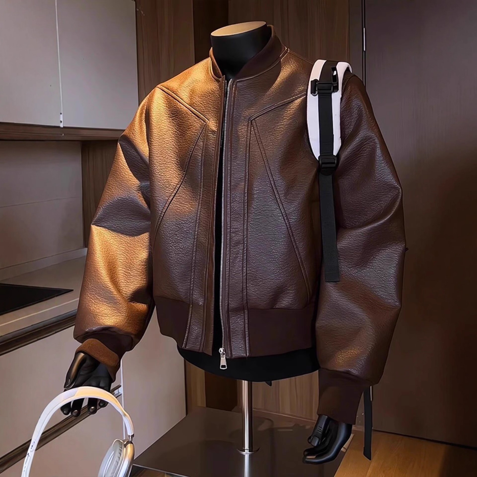 Kurze Herren-Motorradlederjacke Herbst/Winter Neuer trendiger Retro-Ledermantel mit Crackle-Optik_voghion.com