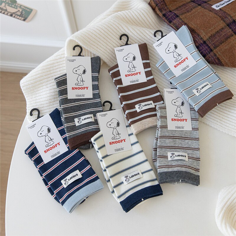 Caramella & Snoopy Co-Branded Socks for Women, Ribbed Cloth Label Color-Blocked Mid-Calf Socks, Preppy Style Stripesd Cotton Socks