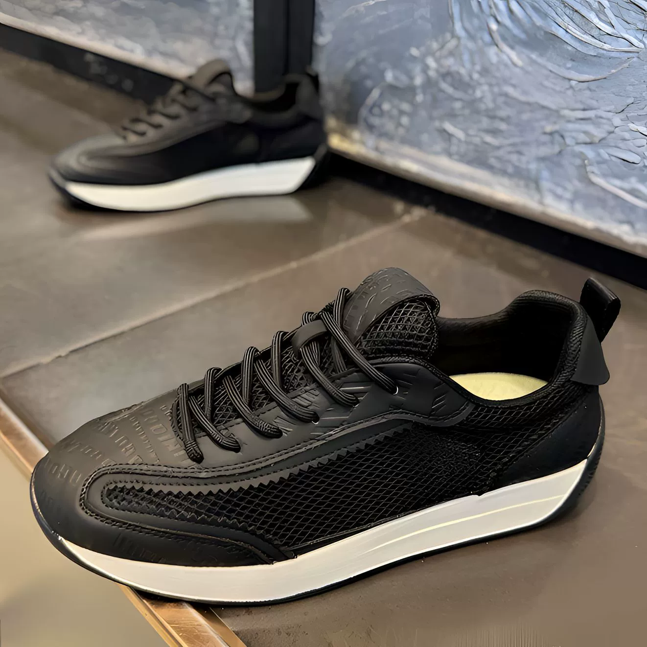 Мужские кроссовки новые летние сетчатые дышащие спортивные повседневные беговые ретро мягкая подошва модные кроссовки для папы трансграничные
