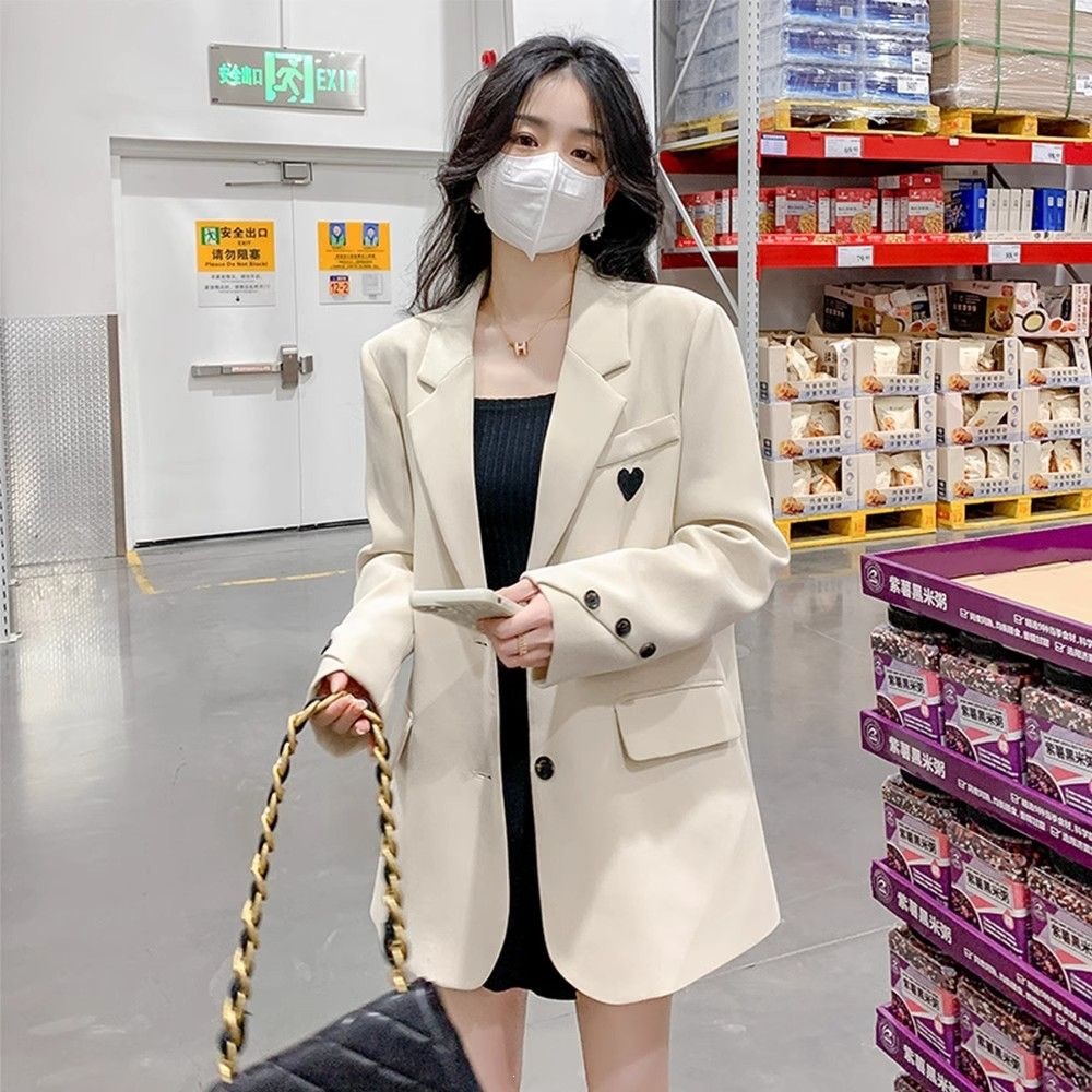 【Original Design】Women's Blazer for Petite Figures, New Autumn Style, High-End, Trendy, Casual, with Heart Patch