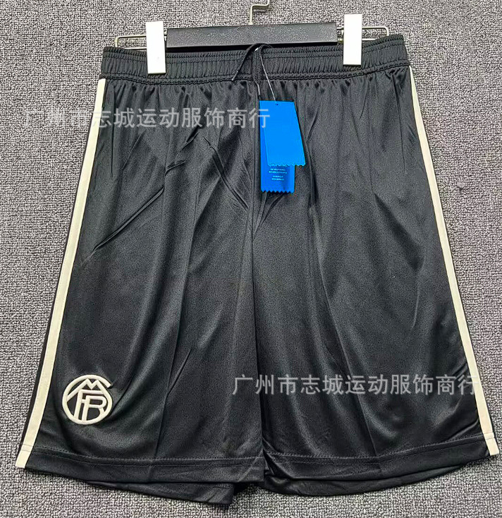 2526 nuevos uniformes de fútbol del club Chelsea Arsenal, uniformes de fútbol del Paris AC Barcelona con pantalones cortos a juego