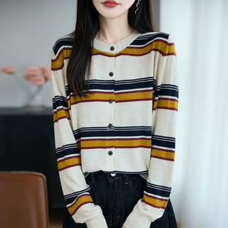 精纺羊毛圆领针织开衫长袖女秋季新款拼色条纹开衫宽松百搭上衣女