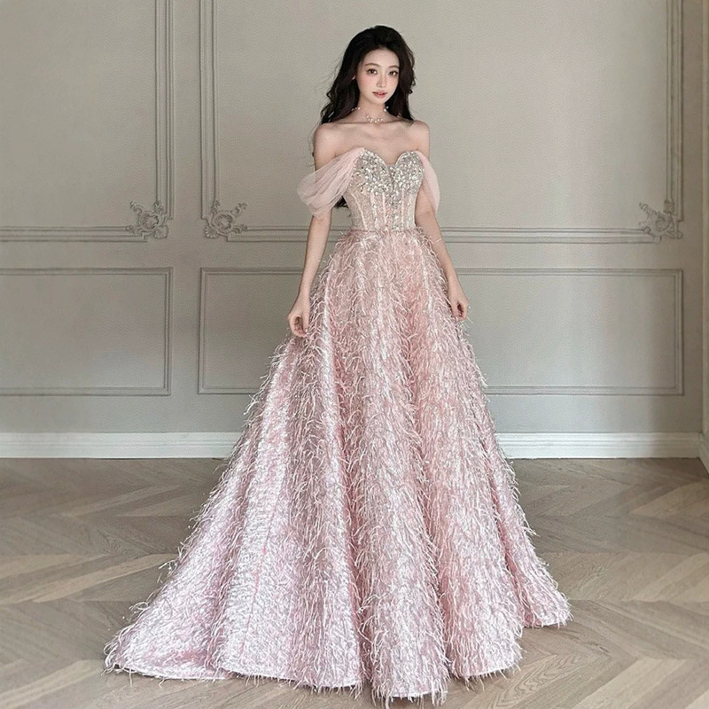 Pink High-End Evening Gown with Off-The-Shoulder Design, Elegant for Adult Ceremonies, Art Exams, Graduation, and Hosting Events, Slimming Dress
