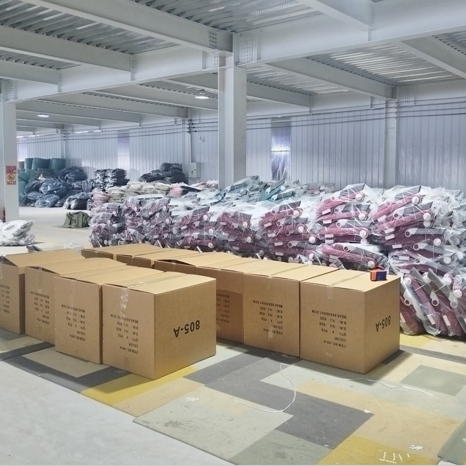 厳選児童バランス車1、3歳乳幼児の赤ちゃんの歩行車は子供の四輪滑走車に足を踏み入れていない