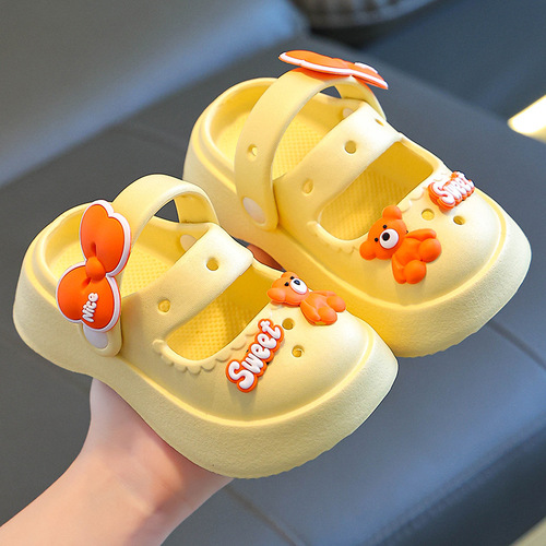 Baby EVA Ultra Lightweight Hole-to-Hole Shoes Summer Kindergarten Cute Children Outdoor Wear Soft Sole Non-Slip Girls' Cooling Slippers