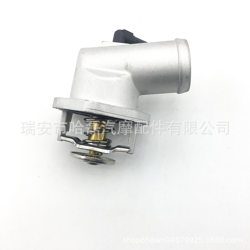 Applicable to Opel Chevrolet Zafira 1338331 thermostat