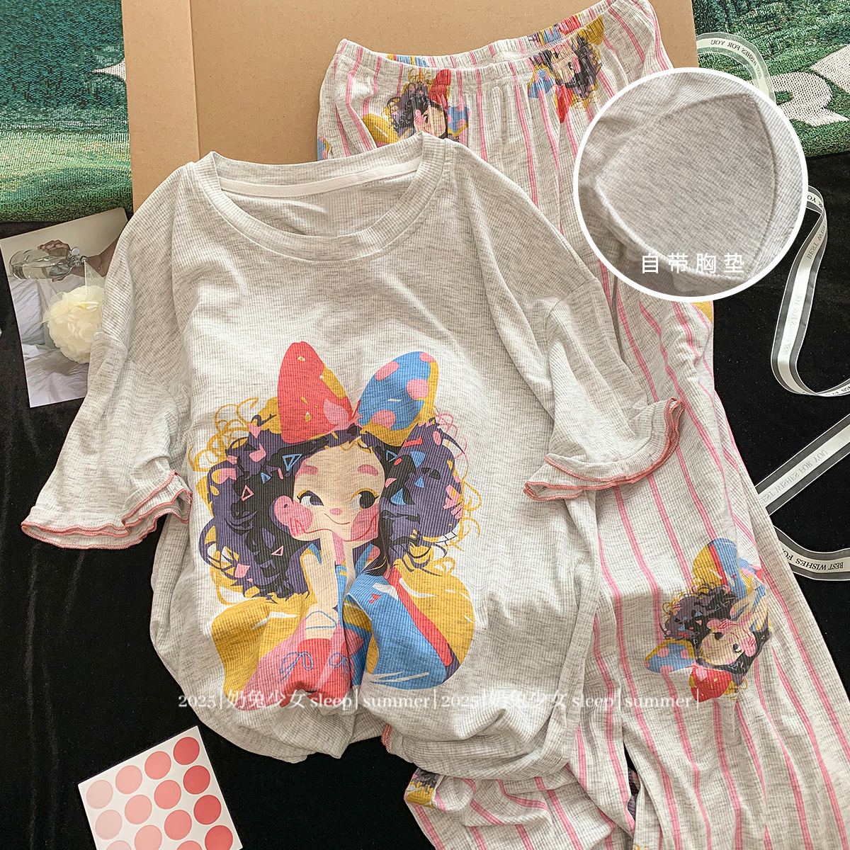 Cute pijama de manga corta de dibujos animados para mujeres verano 2025 nueva sensación de niña dulce y suelta pantalones largos se pueden usar fuera