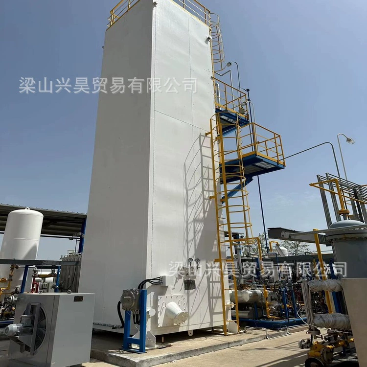 Система хранения и загрузки сжиженного природного газа (СПГ) на базе передвижной установки с компрессором BOG и резервуаром для хранения СПГ