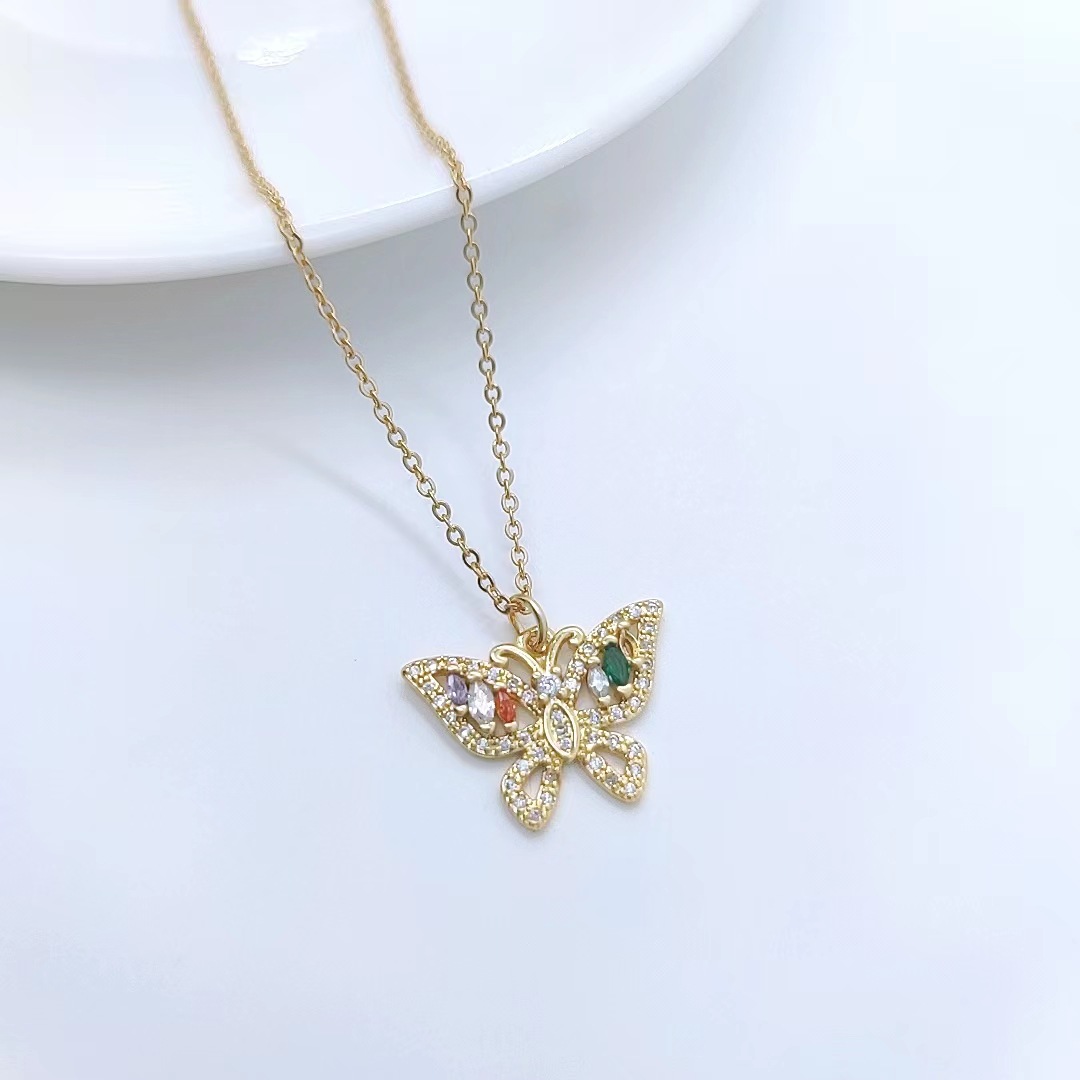 Women Retro Simple Style Butterfly Titanium Steel Necklace Inlaid Gold Stainless Steel Necklaces_colorza_5
