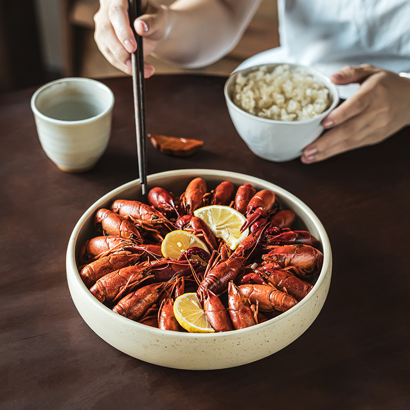 Cerámica de sésamo esmaltada de estilo retro tazón de cubiertos domésticos tazón de sopa de langosta tazón de pescado de chupa tazón de verduras