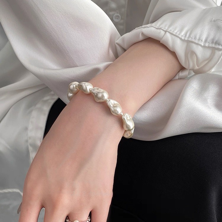 Shijia Baroque Pearl Bracelet For Women, Niche Light Luxury Fashion Anti-Lost Chain With Magnetic Clasp,_voghion.com