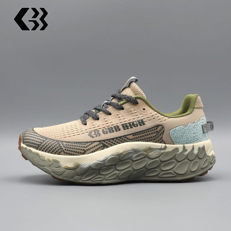 Light Luxury High-End Men's Thick-Soled Running Shoes, Cushioning, Comfortable Outdoor Hiking, Trendy and Lightweight Student Height-Increasing Sports Shoes