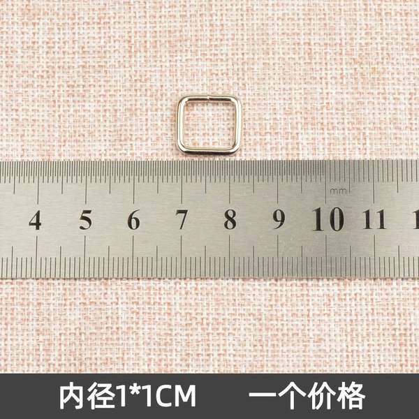 Inner diameter 1*1cm button, silver one