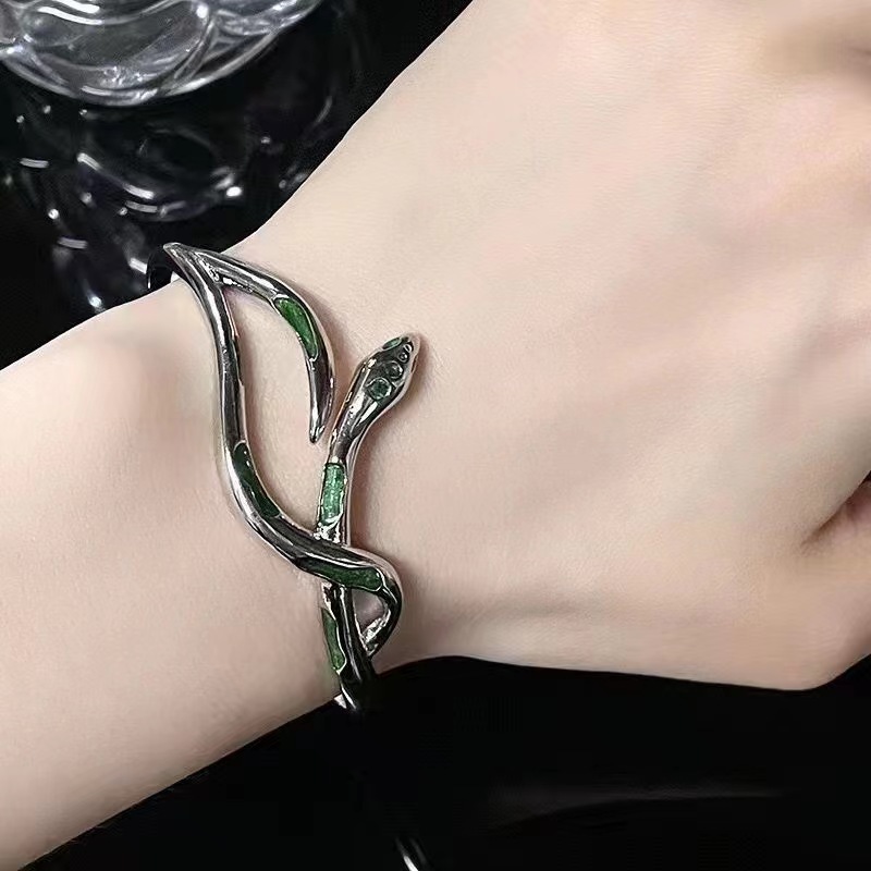 Brazalete de la serie de serpientes de espíritu en nicho de diseño de viento frío neutro temperamento chica caliente joyas de pulseras de alta calidad