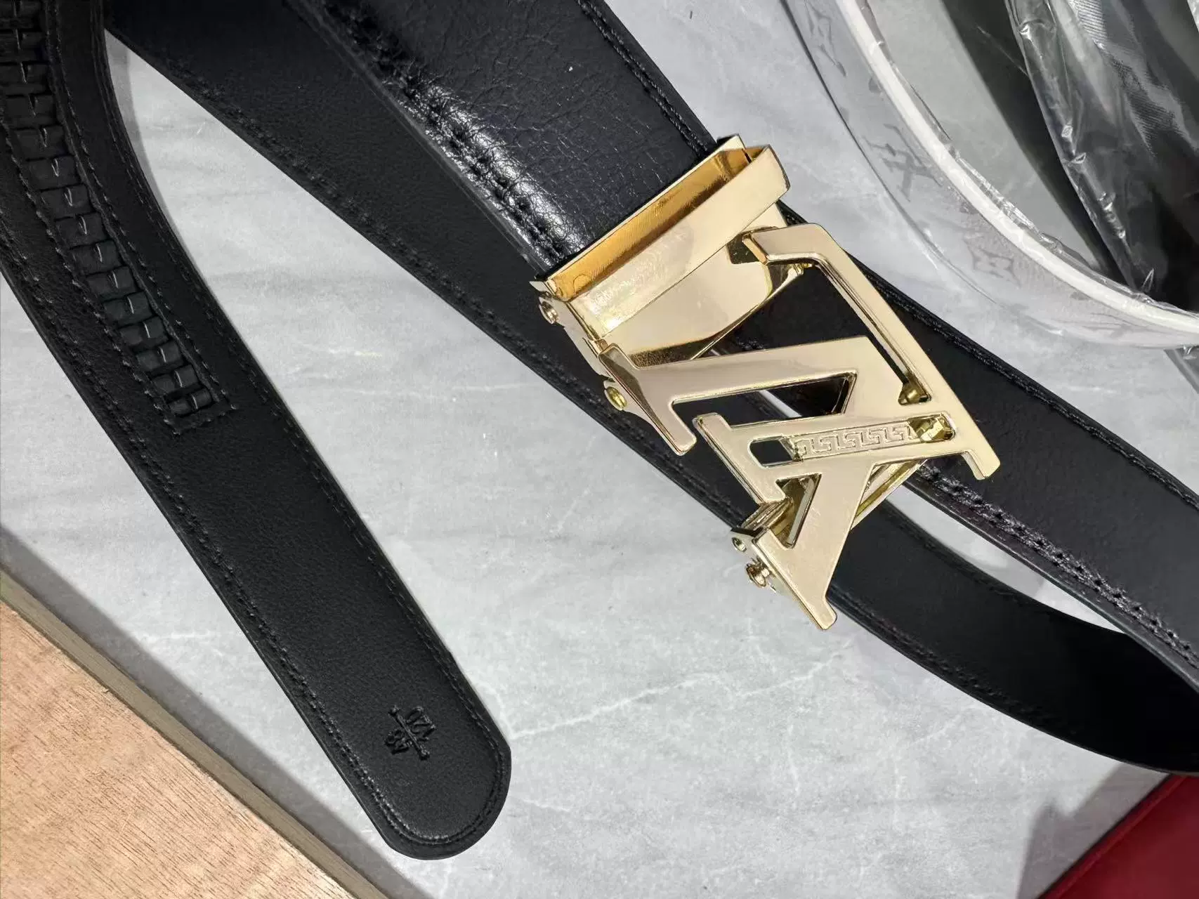 Belt with letters, high-quality style