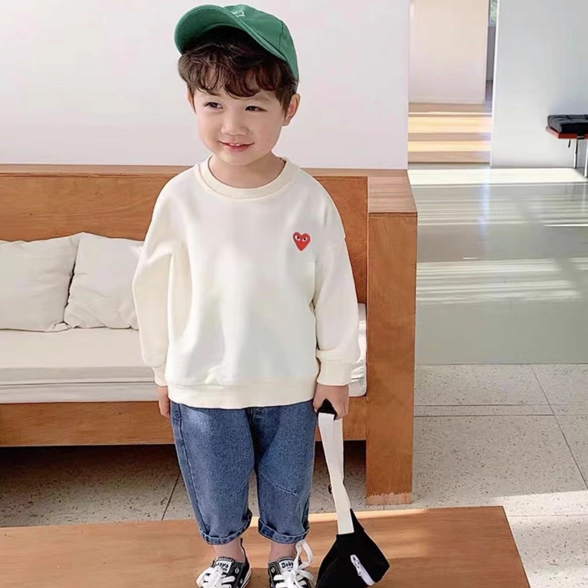 흰색 빨간색 하트