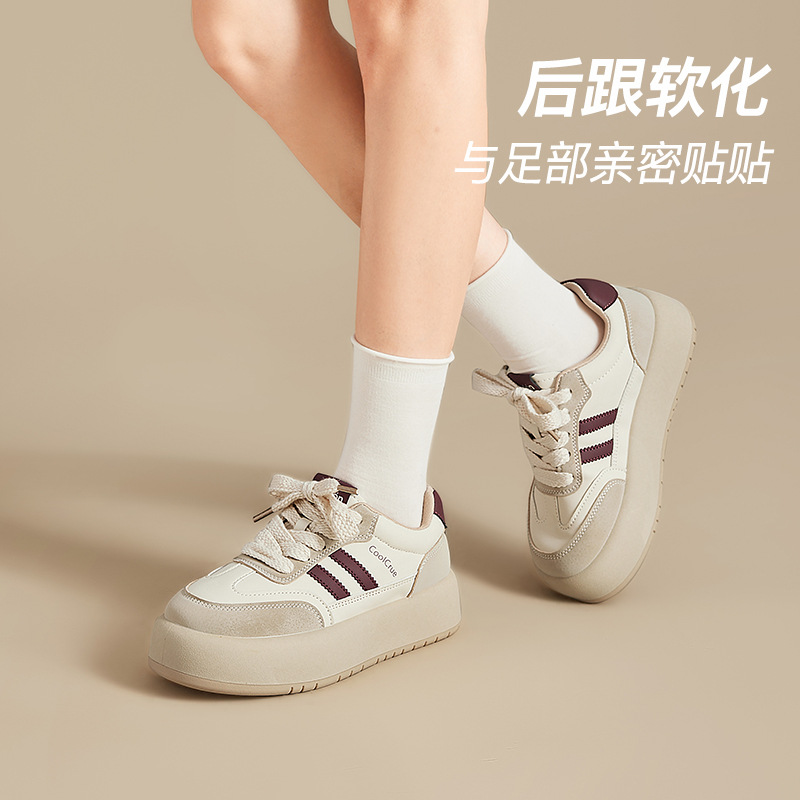 Zapatos de entrenamiento rojos de mujeres 2026 nuevos muffins de primavera zapatos blancos con suela gruesa zapatos deportivos casuales