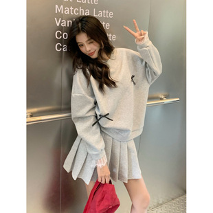 Feiqiqi chubby girl Korean version 2025 spring new fashion lazy wind three-dimensional bow sweater A pleated skirt