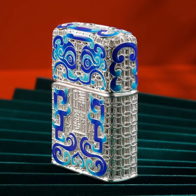 Retro lighter