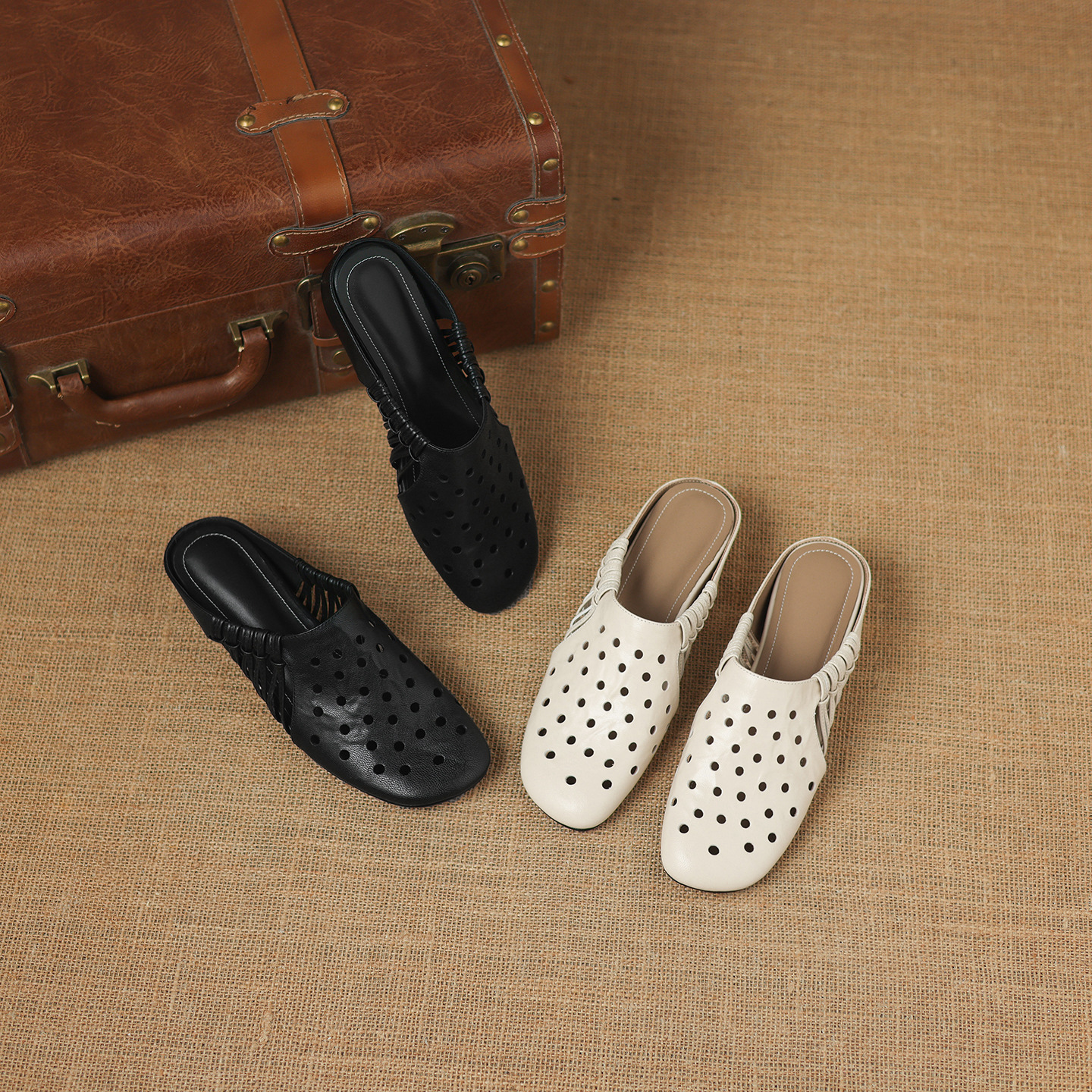 Dép sandal nữ quai chữ V đế xuồng cao gót, phong cách dệt da lộn — đen chi tiết 3
