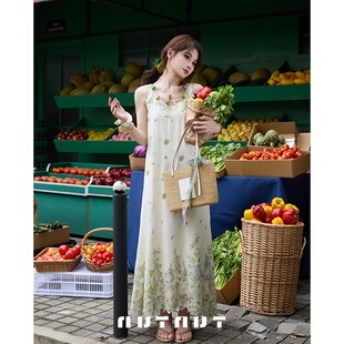 ����TUNT���Ĳ�ľ֮�`ɭϵС���� ��ʽ�ع����������B��ȹ
