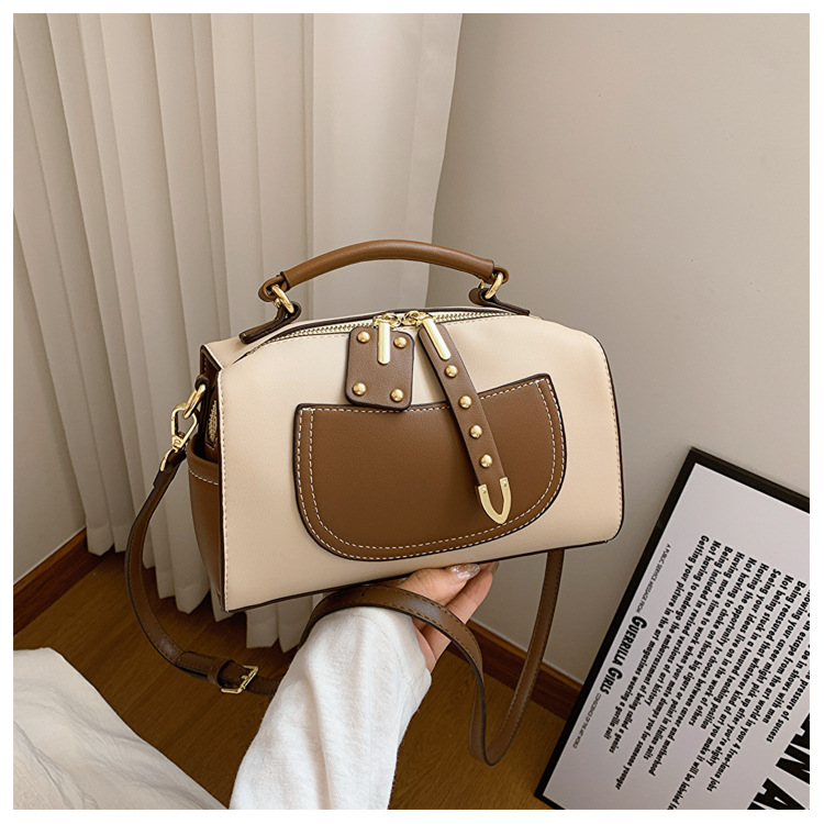 This year's popular handbag for women in 2024, new high-end color contrast single shoulder crossbody bag, stylish and_voghion.com