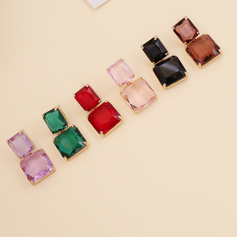 Casual, Simple Style Style 1 Pair Casual Simple Style Geometric Glass Copper Glass Drop Earrings