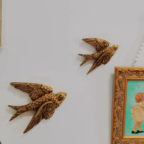 European retro old swallow wall hanging, retro wall decoration painting wall with swallow hanging decoration photo wall background wall ins