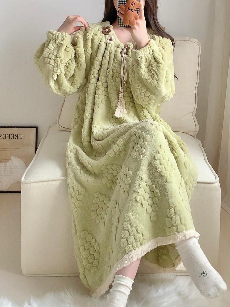 Invierno de invierno de la princesa pijama de franela de espesor simple y suelta confiable pijama de lana de coral