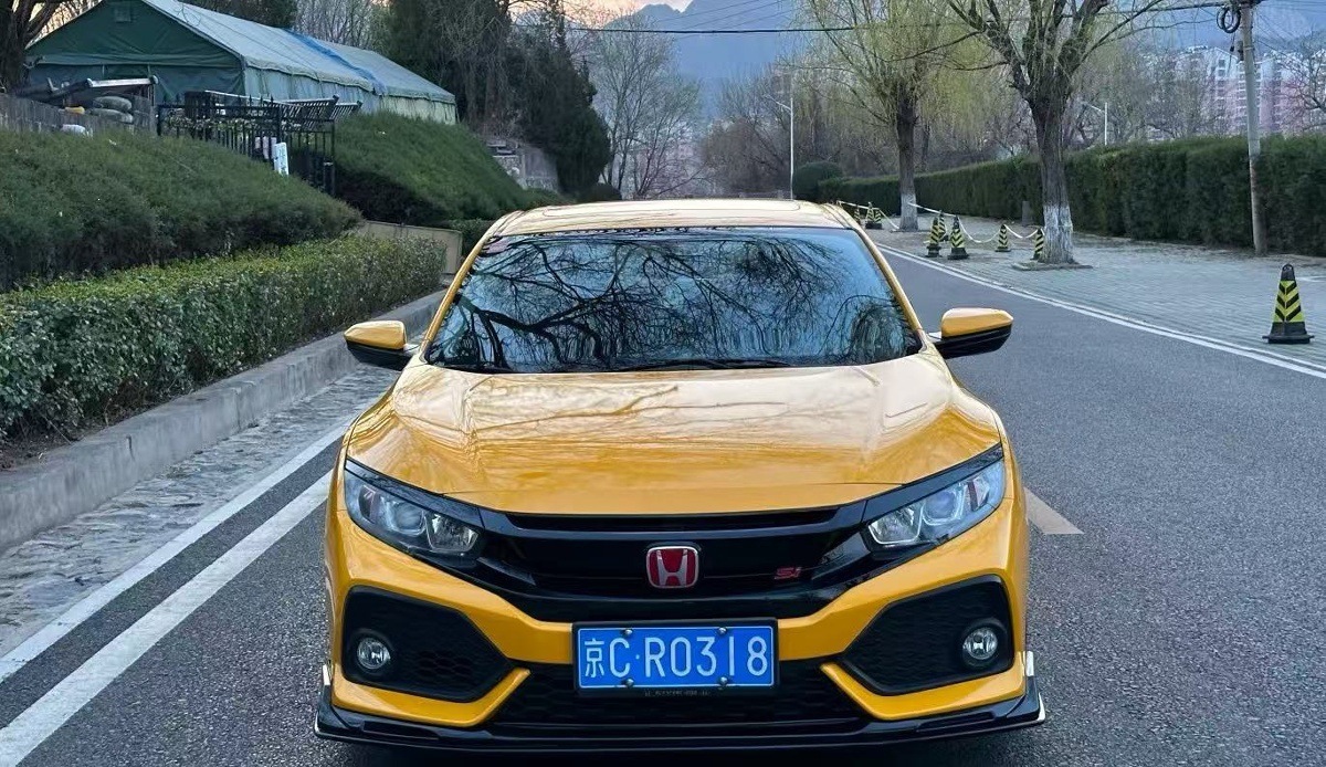 Suitable for 16-21 10th generation Civic modified TR front bumper, rear bumper, side skirts, grille, full body kit for Honda Civic Type R