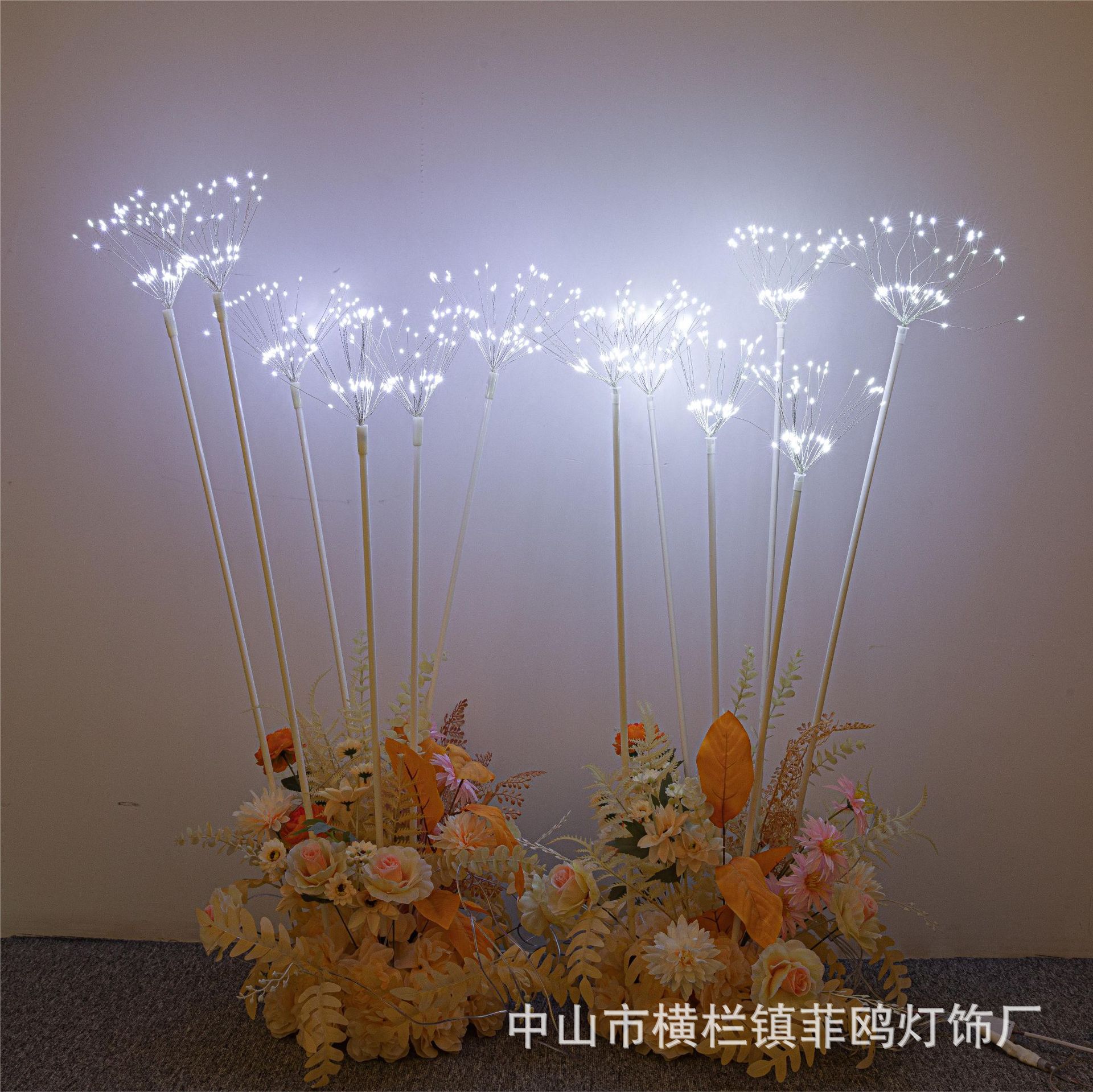 Nueva boda 5-cabeza perla tierra enchufe carretera plomo 6-cabeza cobre alambre fuegos artificiales tierra enchufe luz boda salón etapa T etapa decorativa Luz