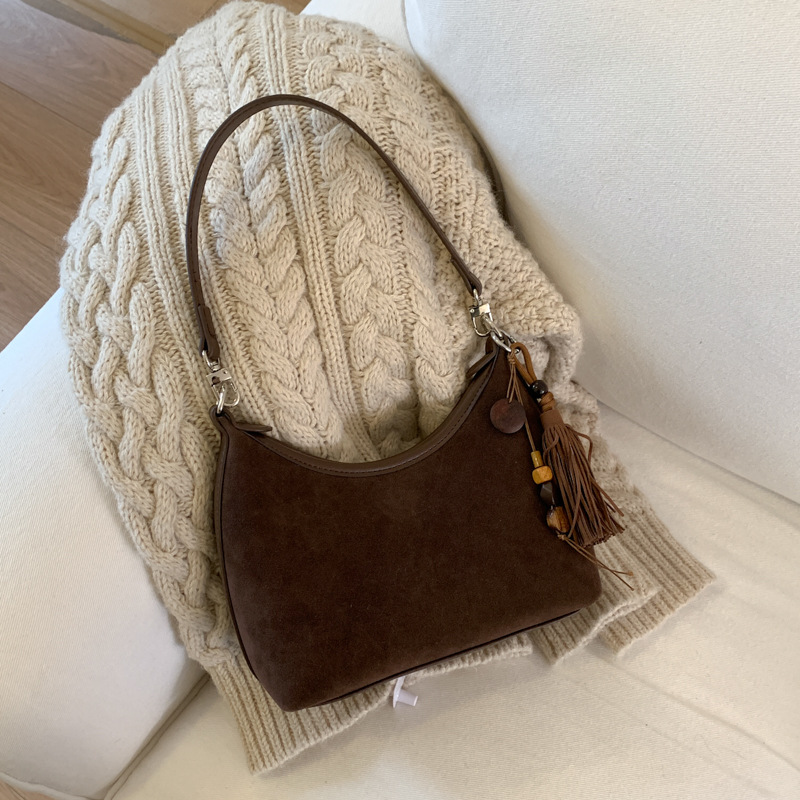 Retro Large Capacity Underarm Bag For Women 2025 Autumn/Winter New Suede Bucket Bag Simple Fashion Shoulder Bag