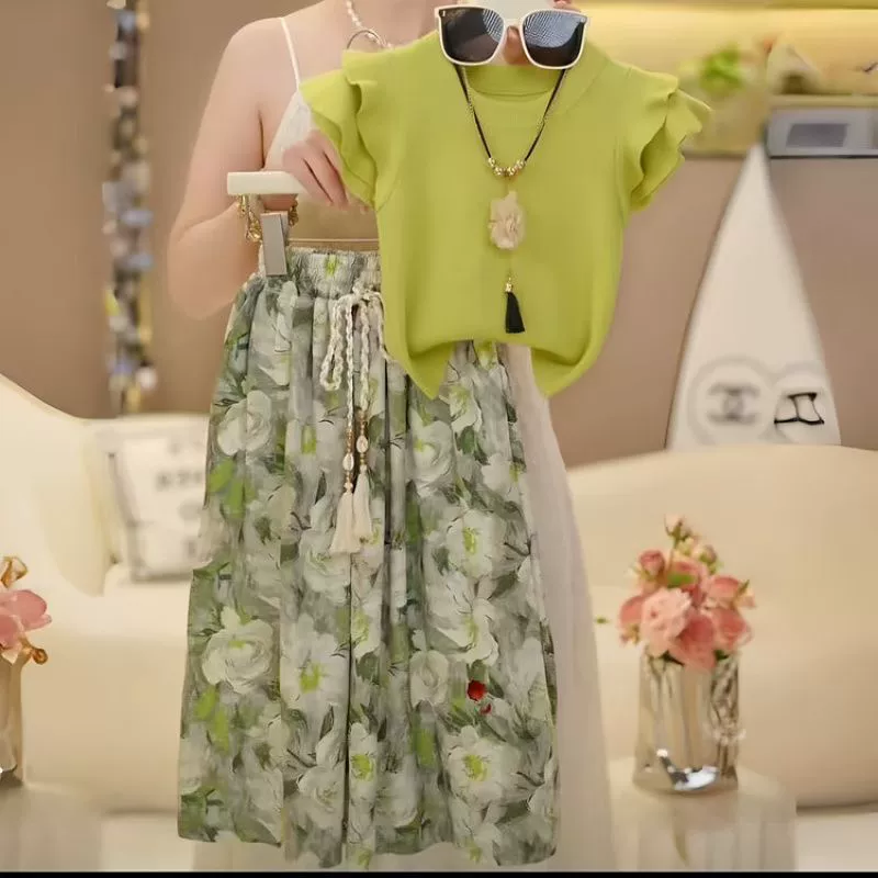 Quality Original Large Quantity Ready-Made Green Flower Pants and Flying Sleeve Tops Two-Piece Set
