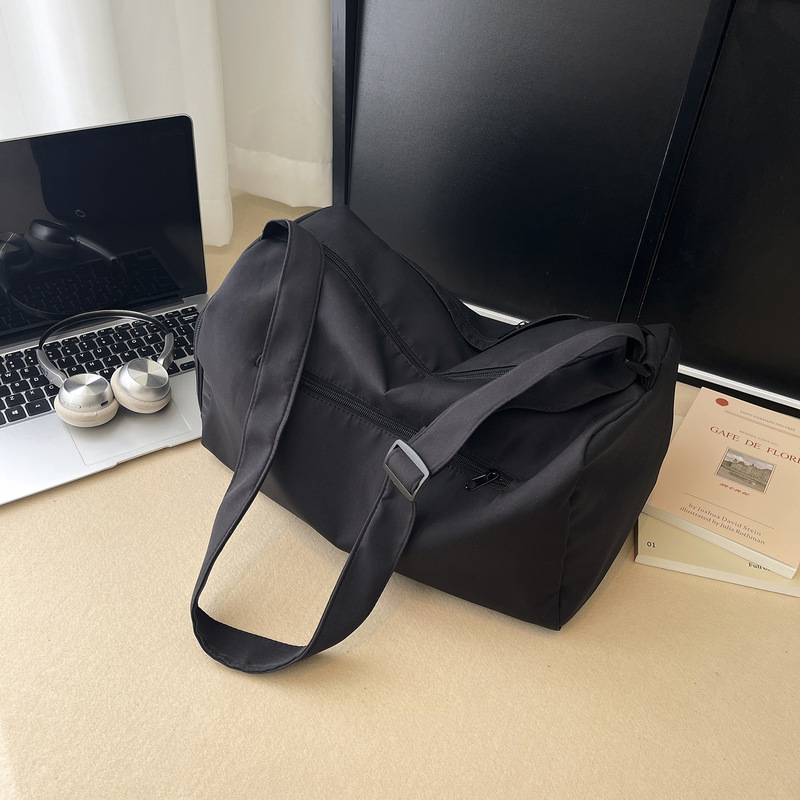 Fashionable and Stylish Large-Capacity Bag with a Trendy Texture, 2026 Winter Niche Women's Crossbody Bag Fashionable and Stylish Large-Capacity Bag with a Trendy Texture, 2026 Winter Niche Women's Crossbody Bag