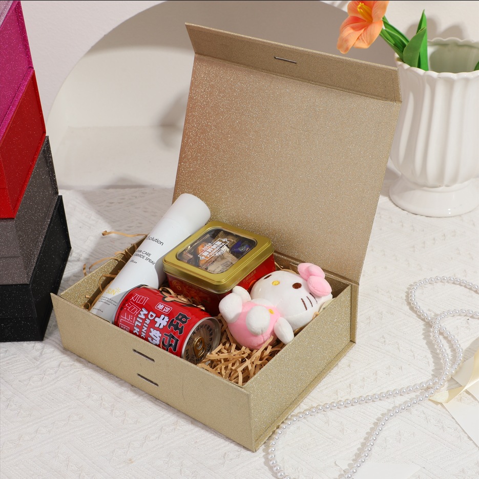 Caja plegable transfronteriza de una pieza Caja de regalo de embalaje de joyería Caja de regalo de lujo Caja de regalo de vacaciones Caja de regalo al por mayor image 4