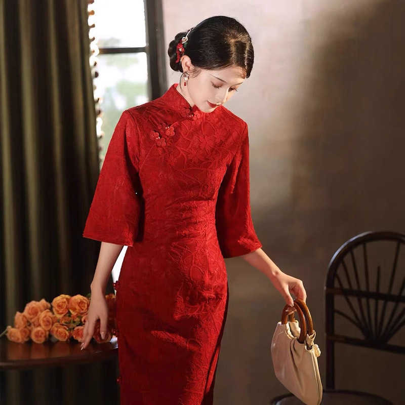 2026 New Improved Style Cheongsam, High-End Elegant Red Dress with Large Sleeves, Young Style, Suitable for Daily Wear and for College Entrance Exam Mothers 2026 New Improved Style Cheongsam, High-End Elegant Red Dress with Large Sleeves, Young Style, Suitable for Daily Wear and for College Entrance Exam Mothers