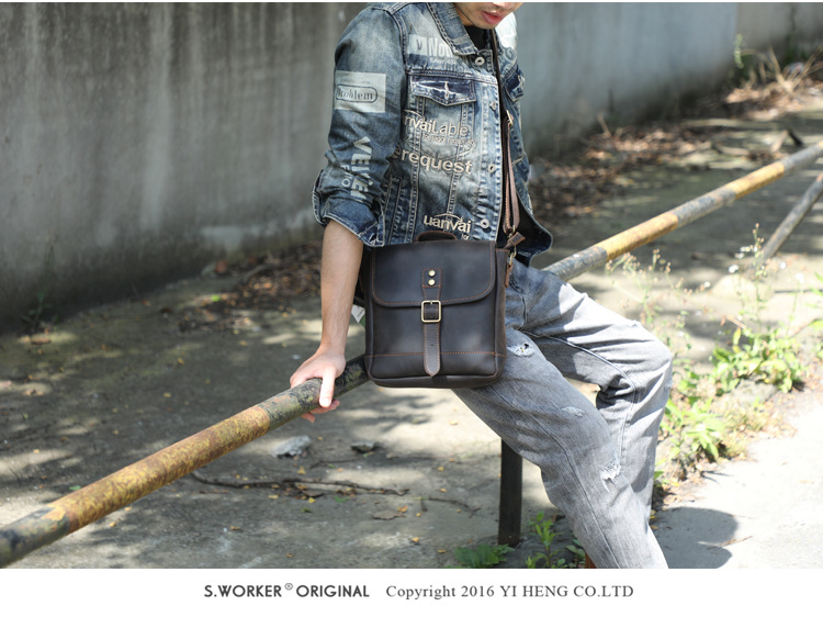 Cowhide Men's Messenger Bag Image 3