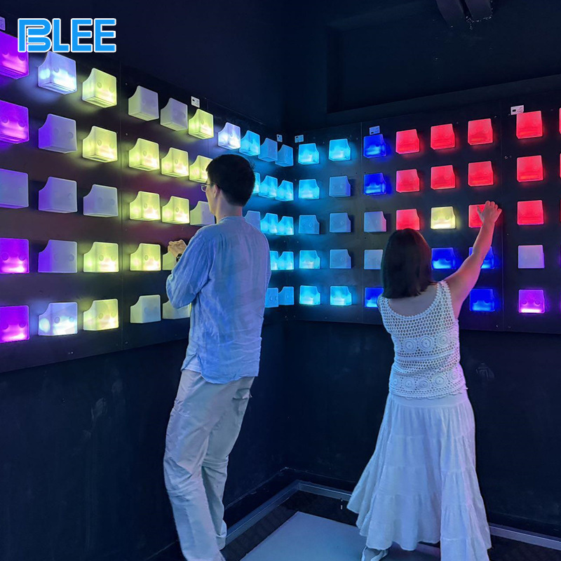 Digital Sports Hot-Selling Activated Game Wall Interactive Wall Lamp Multi-Person Interactive Climbing Led Game Wall Lamp Manufacturer
