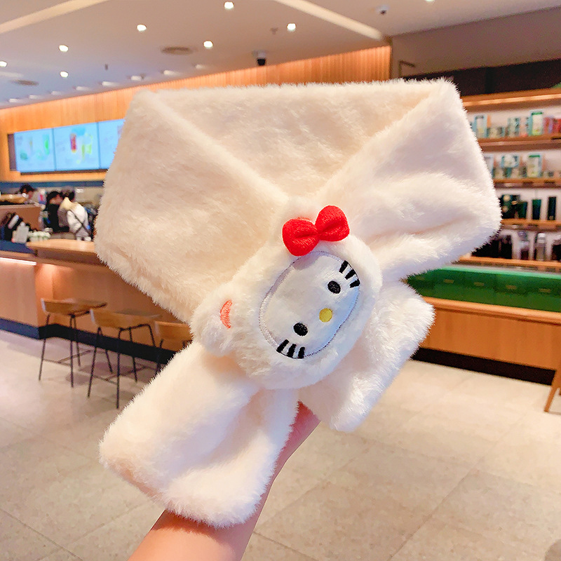 흰색 아기 고양이