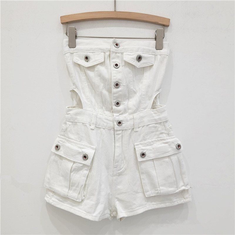 Pantalones cortos de mezclilla de una pieza con sentido del diseño de botones de productos europeos para mujer 24 verano nueva moda herramientas de reducción de edad a pantalones anchos