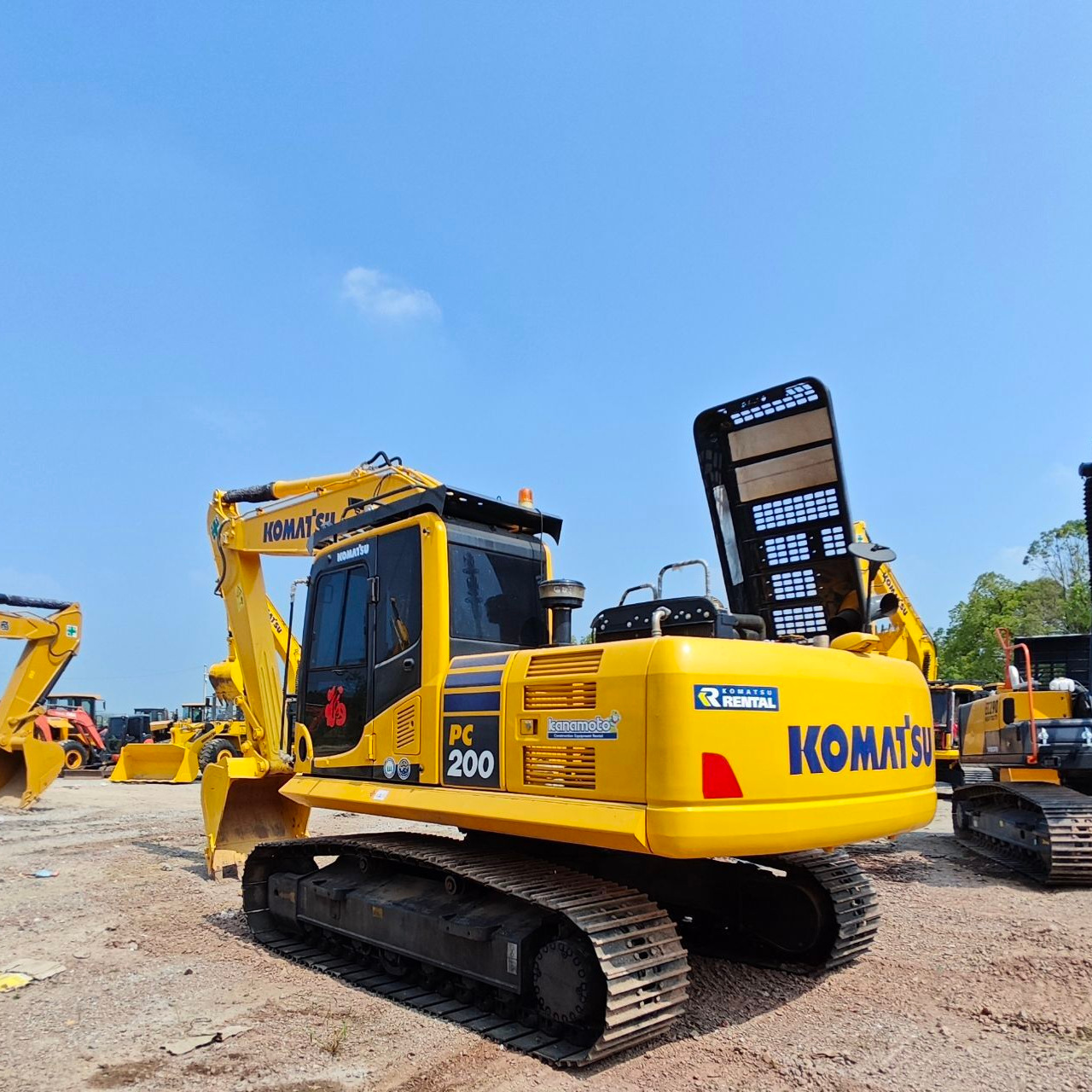 Fuente de fábrica para la venta Komatsu PC200 220 240 excavadora 20 toneladas 22 toneladas 24 toneladas excavadora mediana y grande image 1