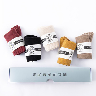 ����һ���o�p����ë�m��  ��Ůͬ��  һ�У�5�p���˿���Ͳ�m