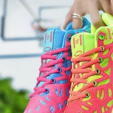 Trendy colorful cushioned basketball sneakers for men and women, chic couple style, lightweight casual running shoes for students