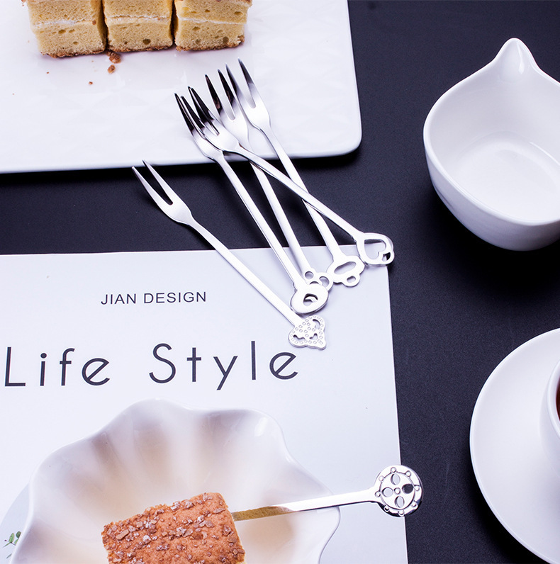 304不锈钢水果叉 创意甜品叉二齿水果签 礼品批发跨境供应 月饼叉详情图3