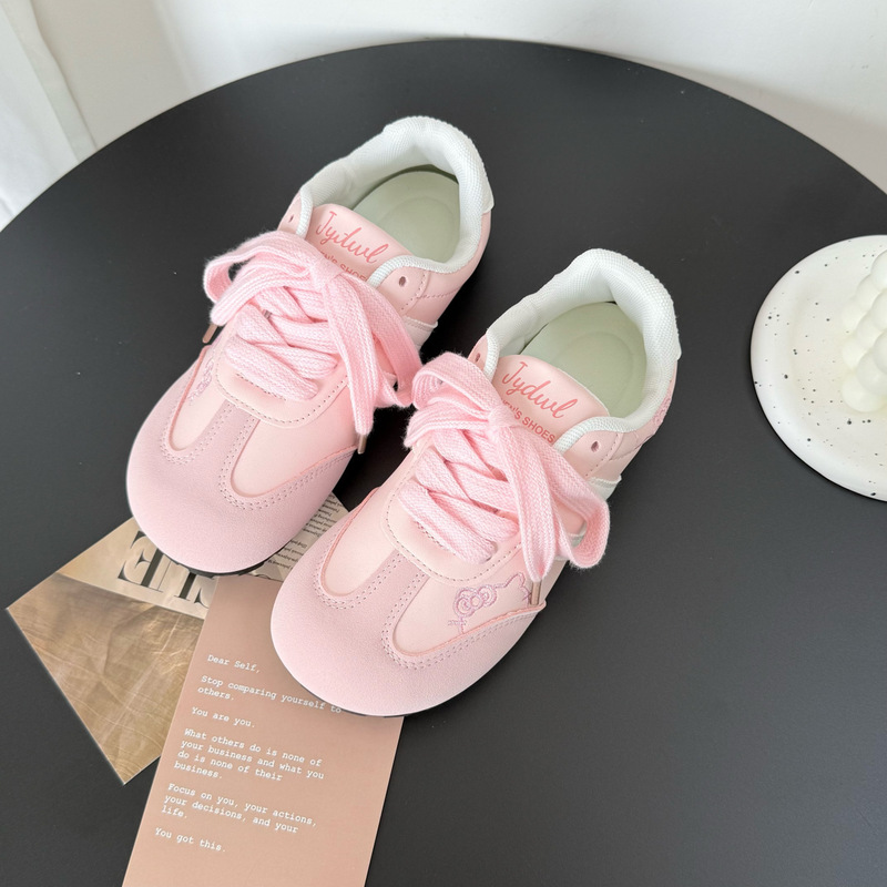 Cute Kt Cat Embroidered Moral Training Shoes for Women 2025 New Korean Niche Chic Versatile Sneakers Casual White Shoes for Women