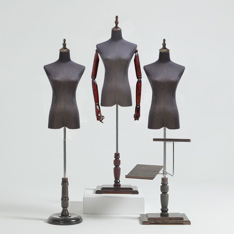 Modelo de tienda de ropa de arena de lavado de tela de arena de alto nivel modelo de accesorios de ropa de busto femenino de alto grado modelo líder estante de exhibición