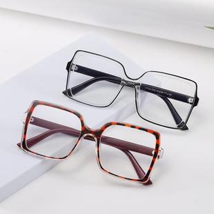 �W���¿�羳��������ײɫ���{�����RŮ�r�и߼��д�����ƽ���R